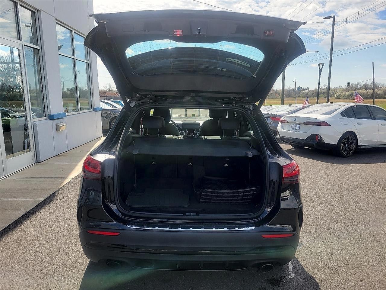 Mercedes-Benz GLA AMG GLA 35 4MATIC SUV 2022