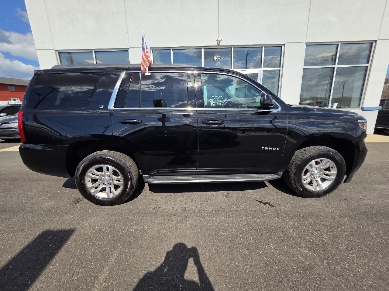 Chevrolet Tahoe 4WD 4dr LT 2018