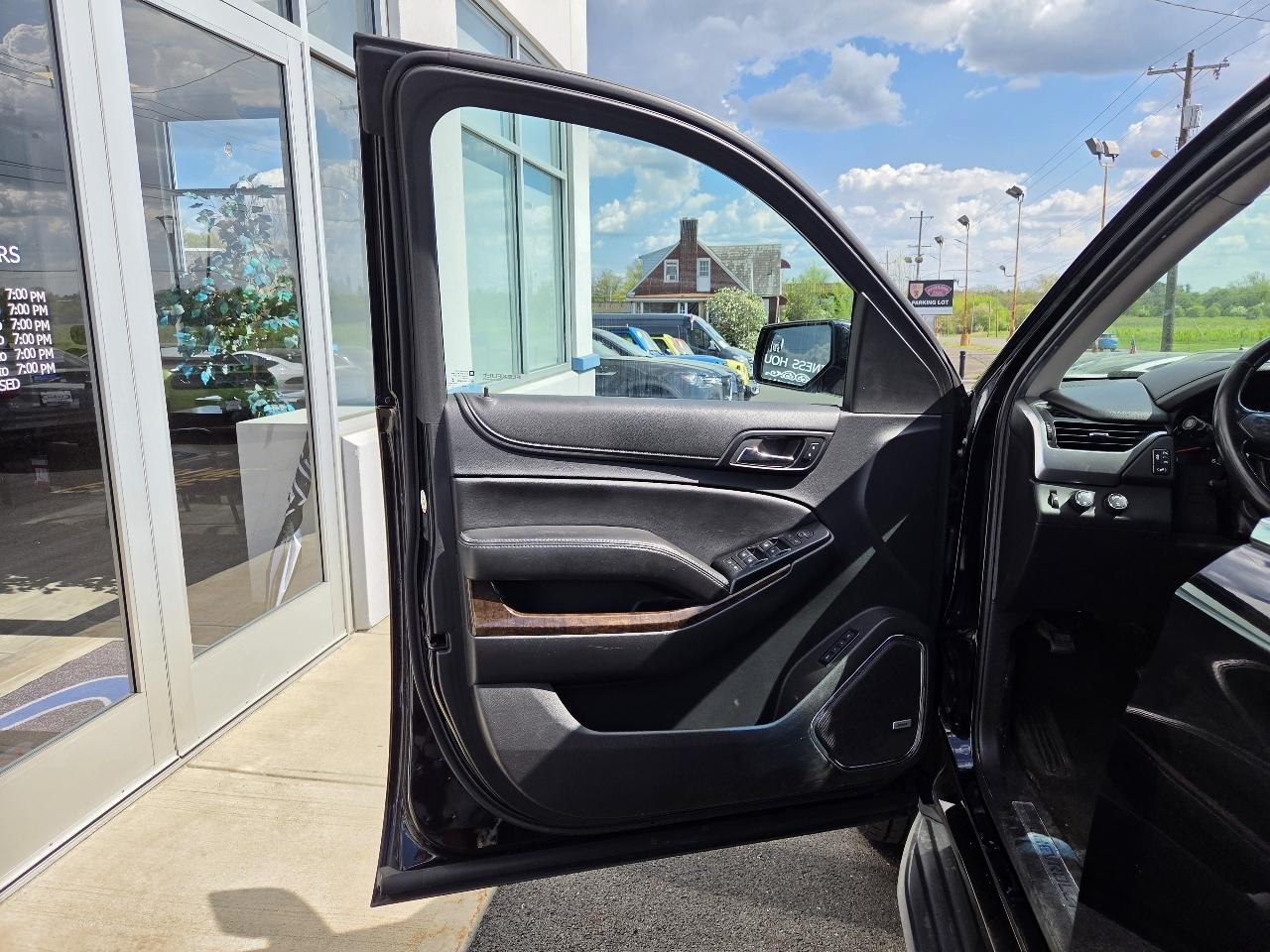 Chevrolet Tahoe 4WD 4dr LT 2018