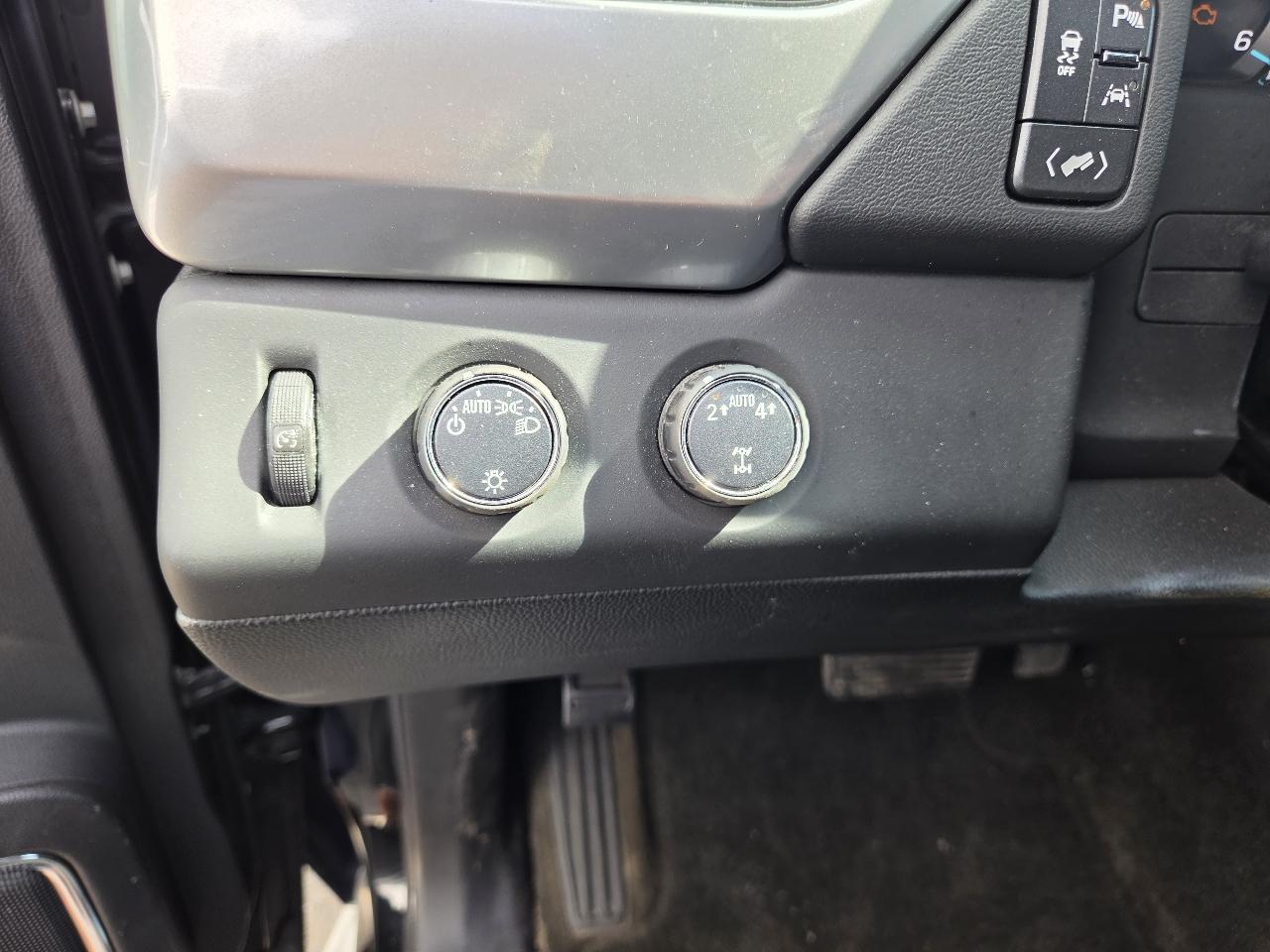 Chevrolet Tahoe 4WD 4dr LT 2018