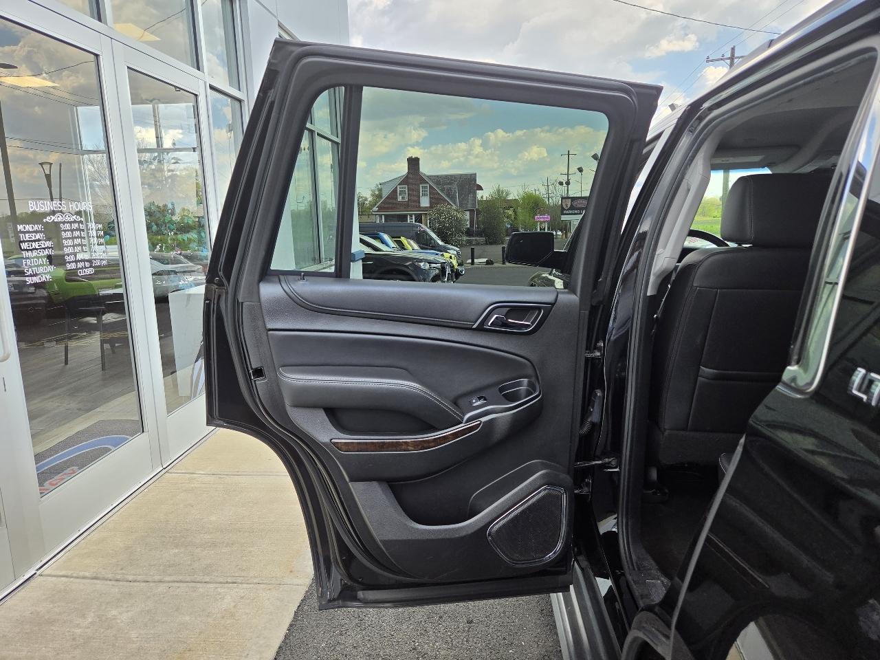 Chevrolet Tahoe 4WD 4dr LT 2018