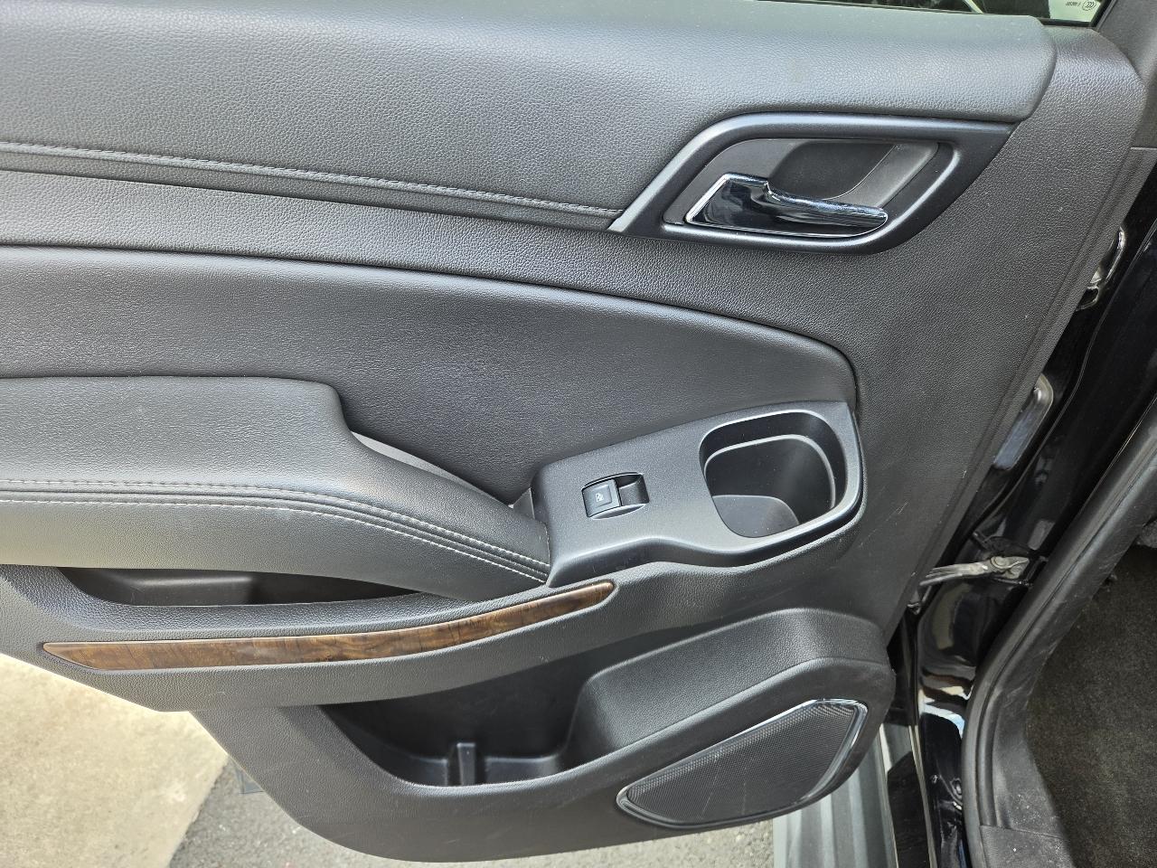 Chevrolet Tahoe 4WD 4dr LT 2018