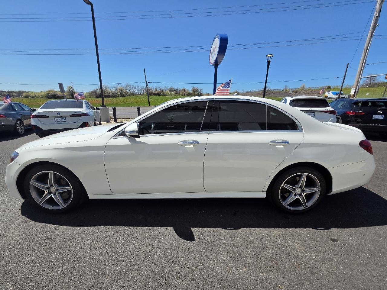 Mercedes-Benz E-Class E 300 Luxury 4MATIC Sedan 2017