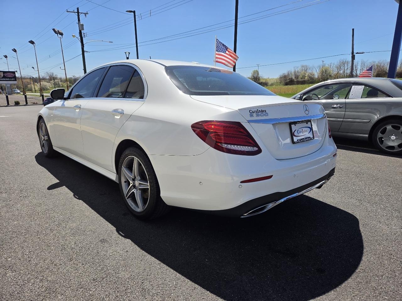 Mercedes-Benz E-Class E 300 Luxury 4MATIC Sedan 2017