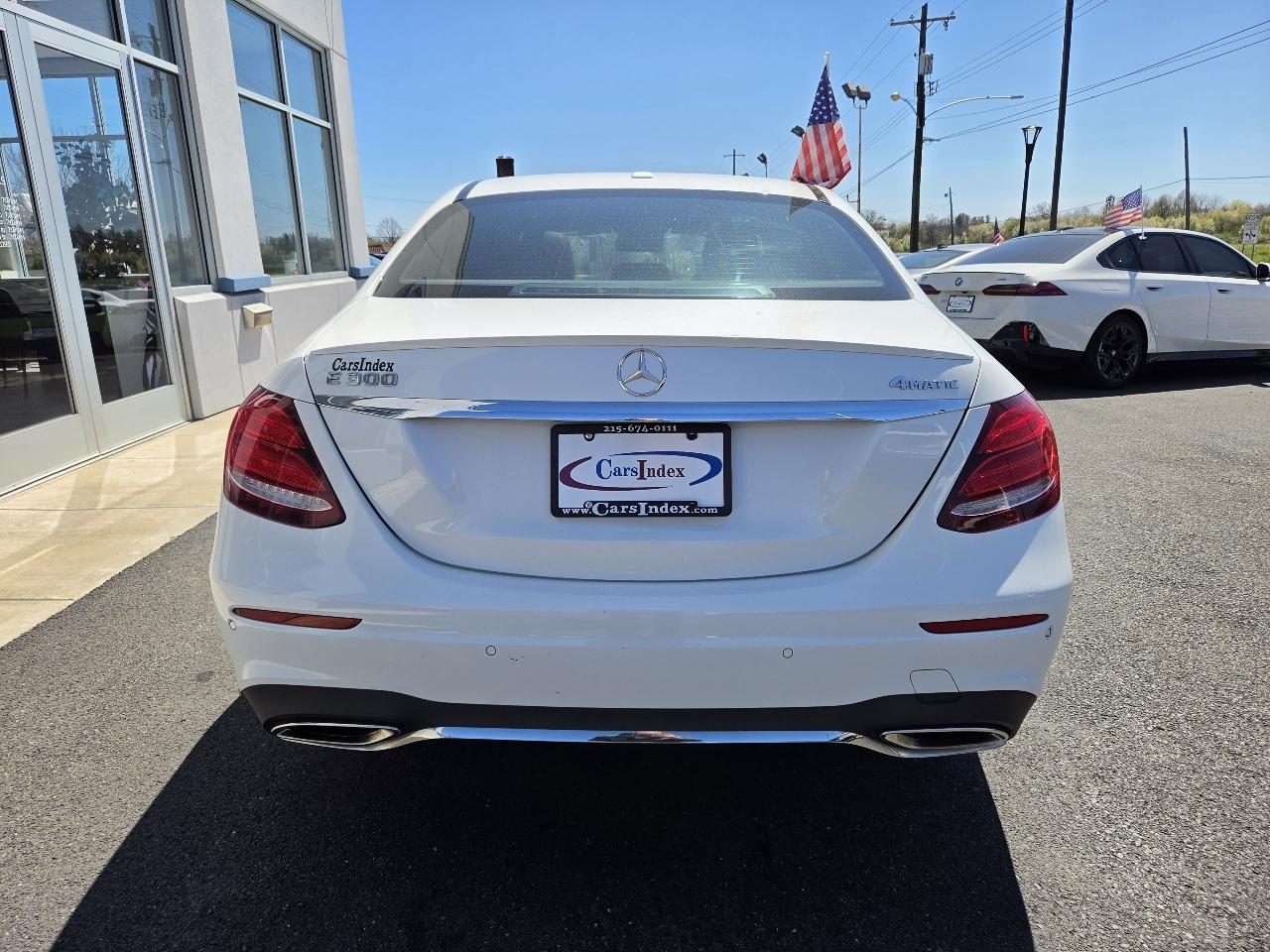 Mercedes-Benz E-Class E 300 Luxury 4MATIC Sedan 2017