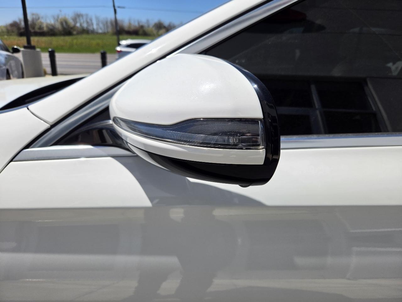 Mercedes-Benz E-Class E 300 Luxury 4MATIC Sedan 2017