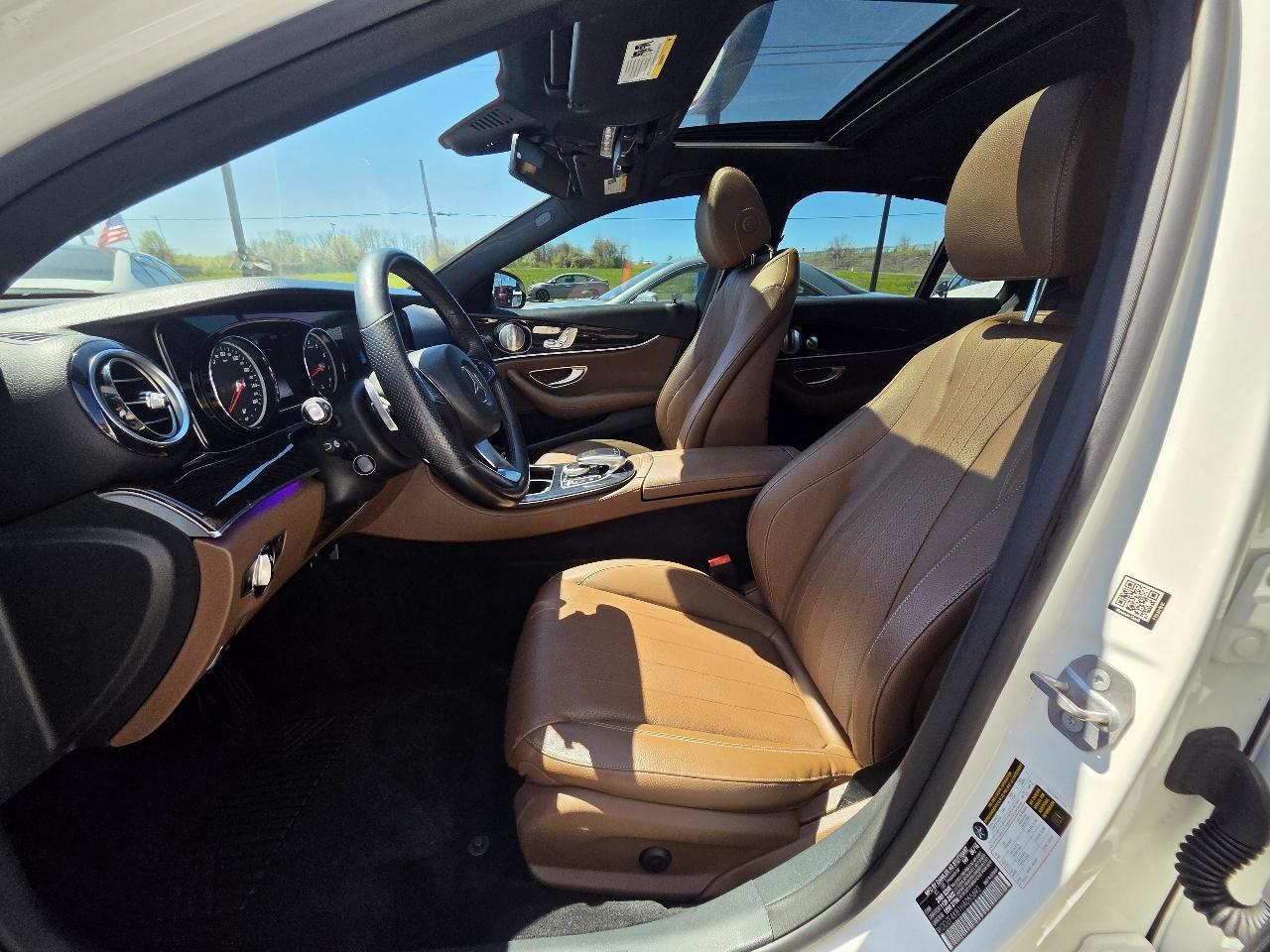 Mercedes-Benz E-Class E 300 Luxury 4MATIC Sedan 2017