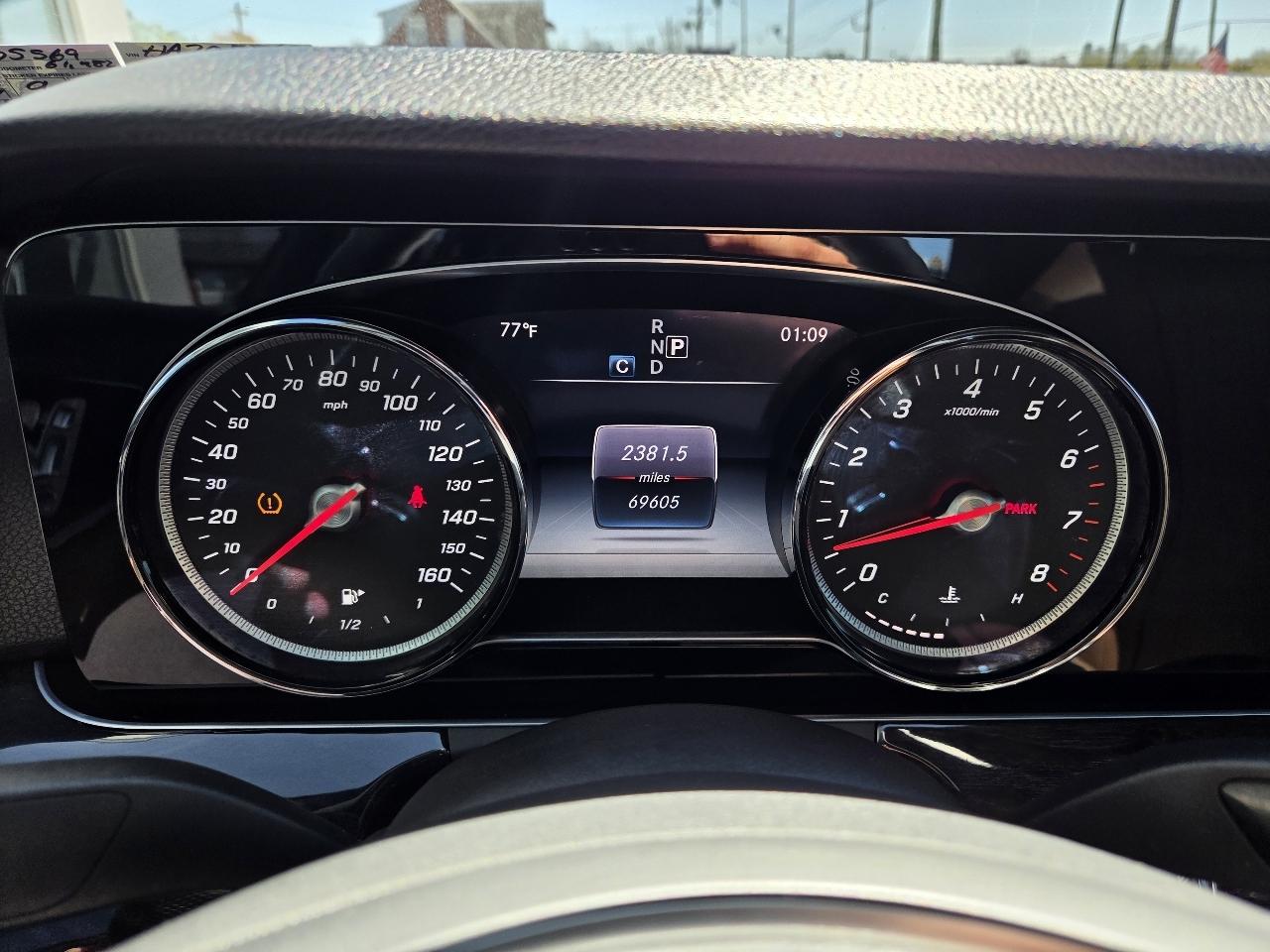 Mercedes-Benz E-Class E 300 Luxury 4MATIC Sedan 2017