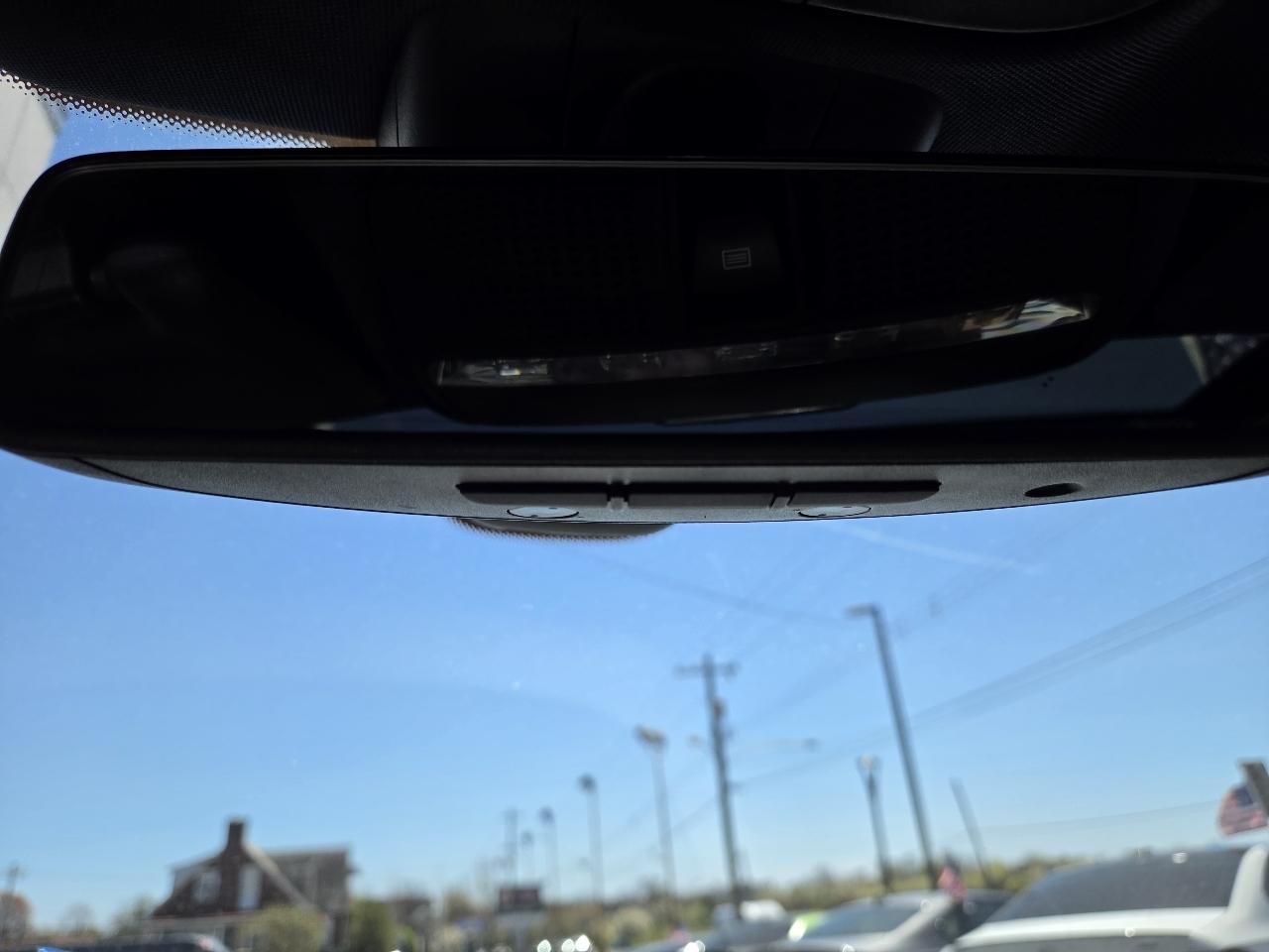 Mercedes-Benz E-Class E 300 Luxury 4MATIC Sedan 2017