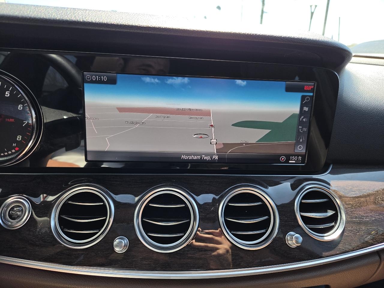 Mercedes-Benz E-Class E 300 Luxury 4MATIC Sedan 2017