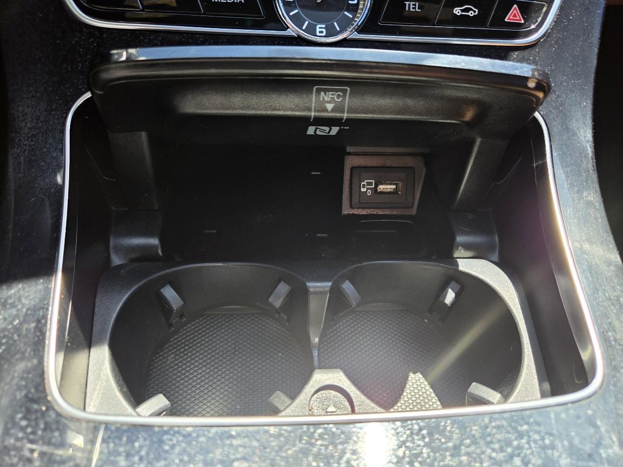 Mercedes-Benz E-Class E 300 Luxury 4MATIC Sedan 2017