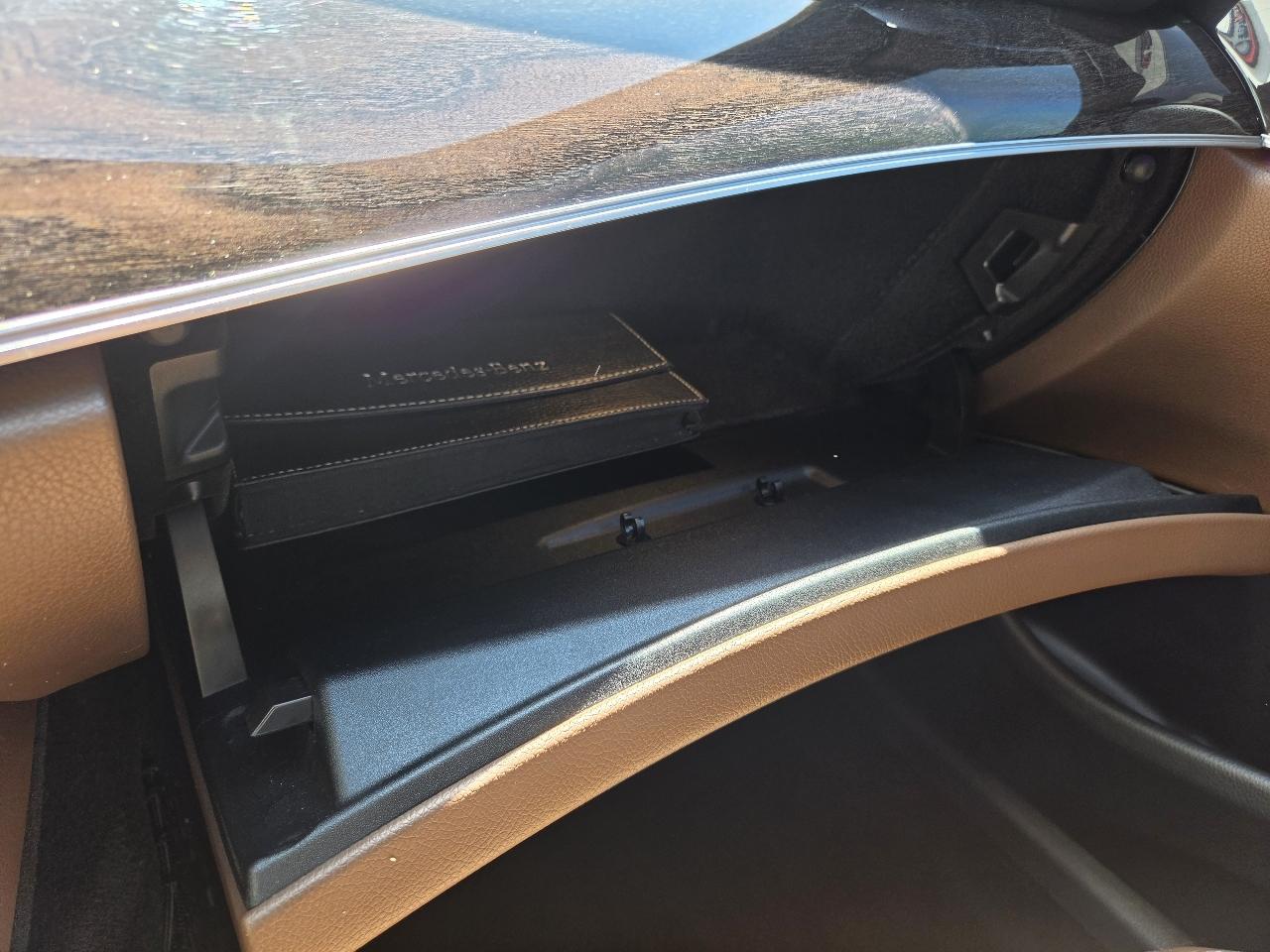 Mercedes-Benz E-Class E 300 Luxury 4MATIC Sedan 2017