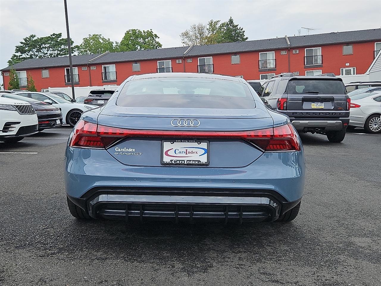 Audi e-tron GT Prestige quattro 2024