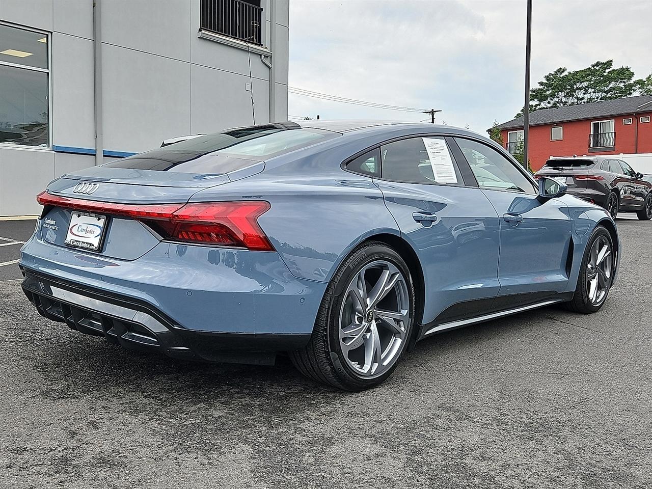 Audi e-tron GT Prestige quattro 2024
