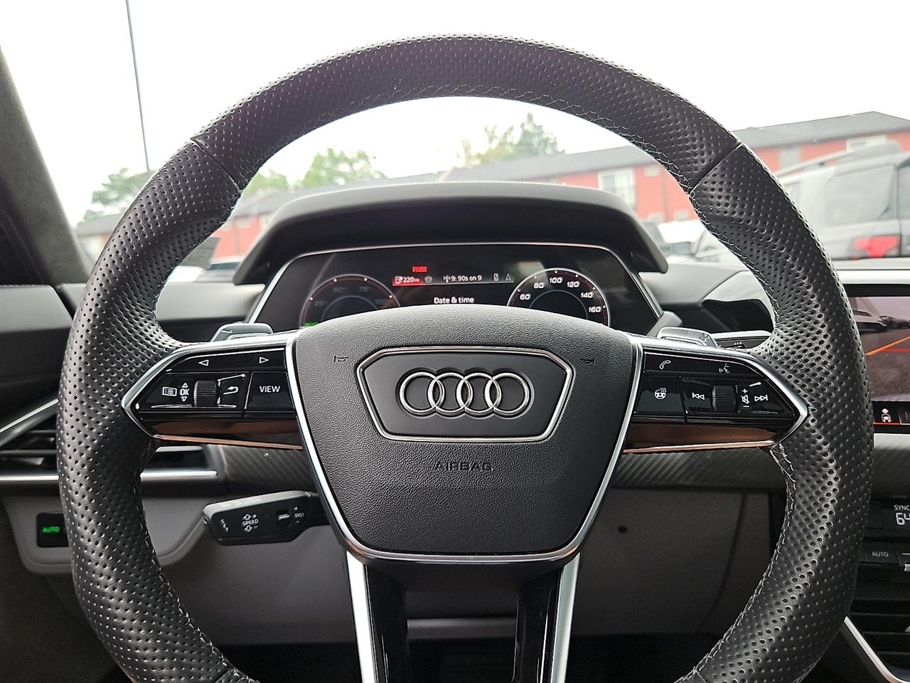 Audi e-tron GT Prestige quattro 2024