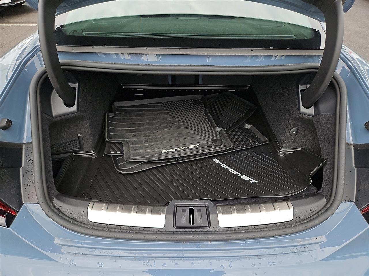Audi e-tron GT Prestige quattro 2024
