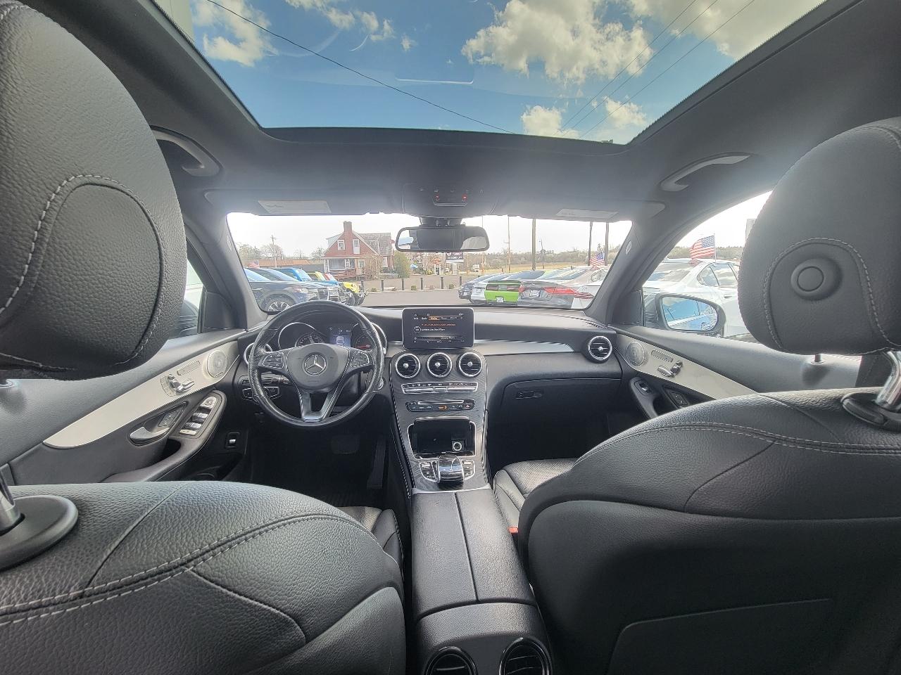 Mercedes-Benz GLC  2019