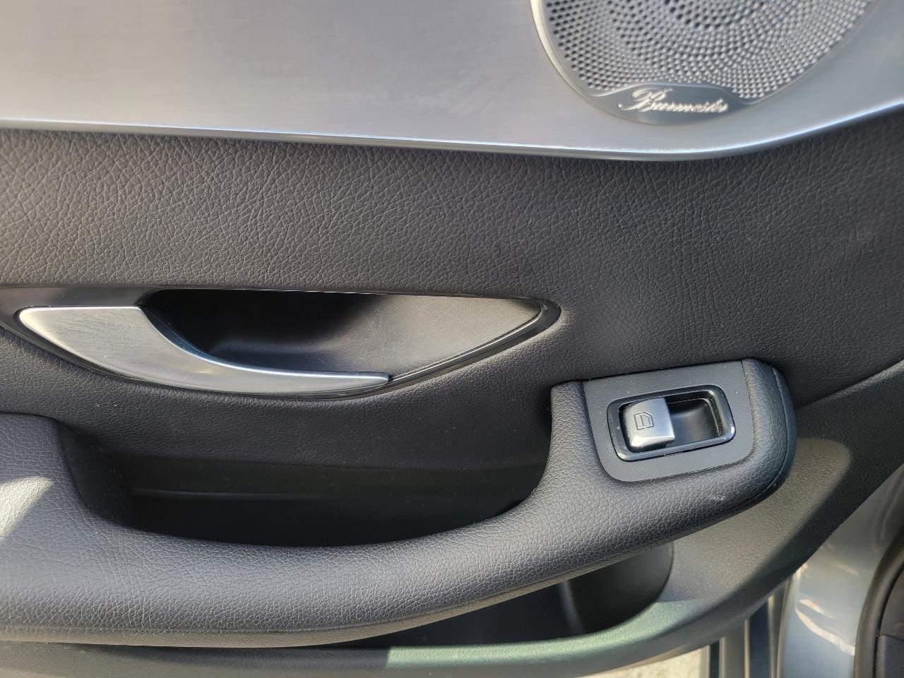 Mercedes-Benz GLC  2019