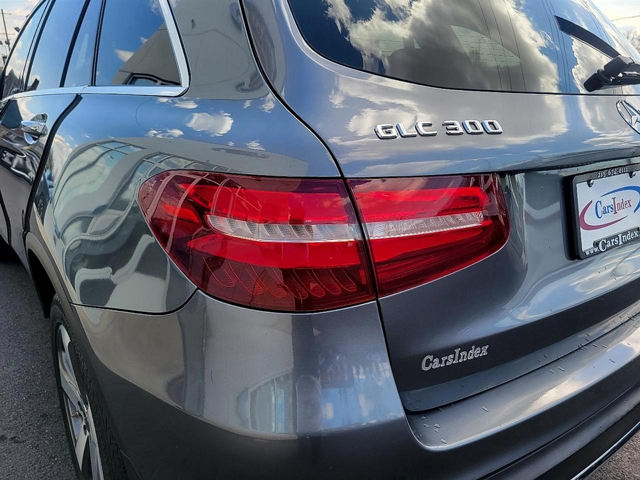 Mercedes-Benz GLC  2019