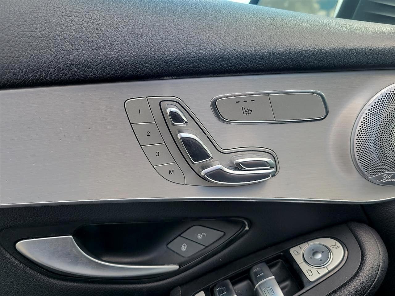 Mercedes-Benz GLC  2019