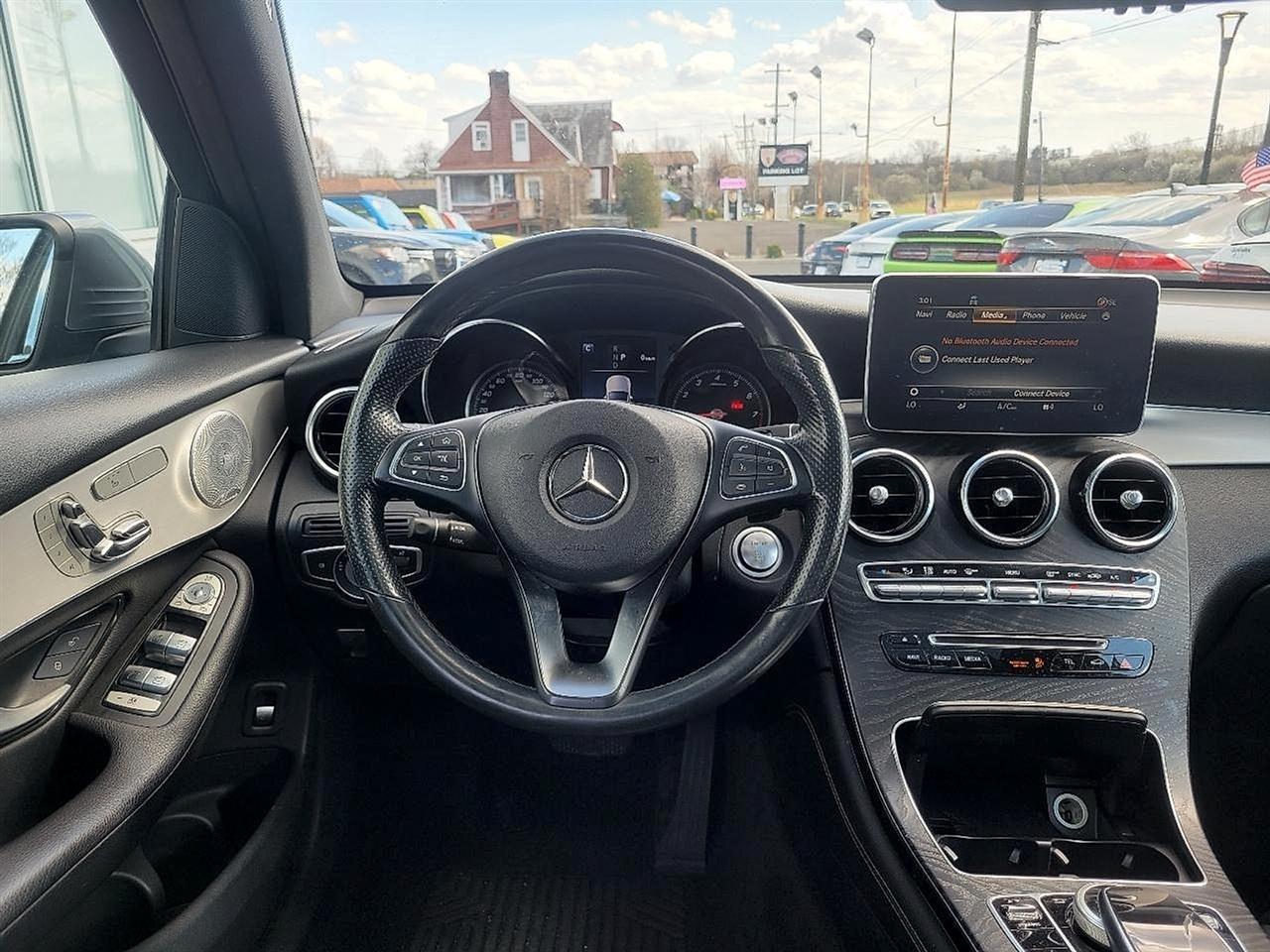 Mercedes-Benz GLC  2019