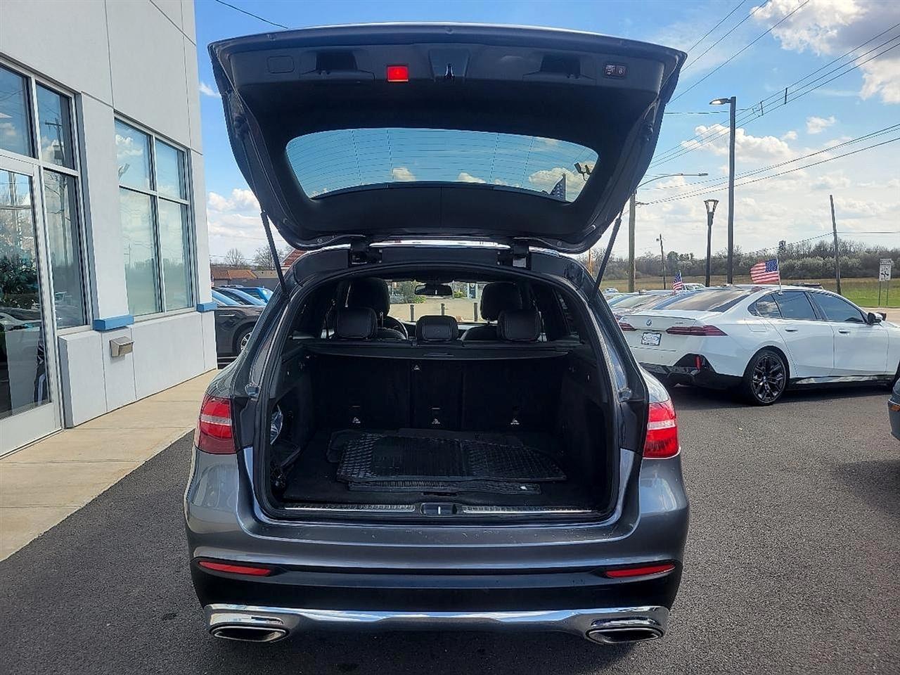 Mercedes-Benz GLC  2019