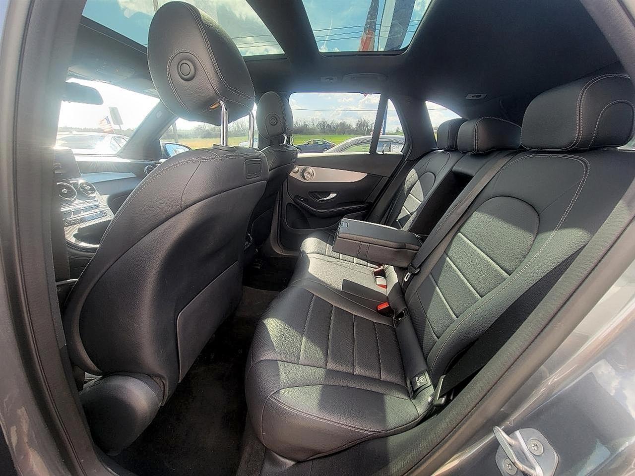 Mercedes-Benz GLC  2019