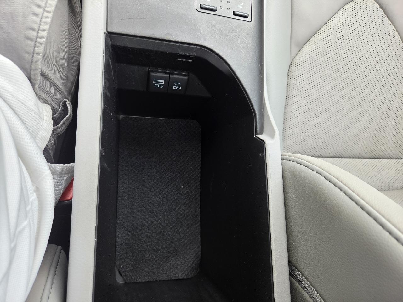 Toyota Camry XSE Auto (Natl) 2023