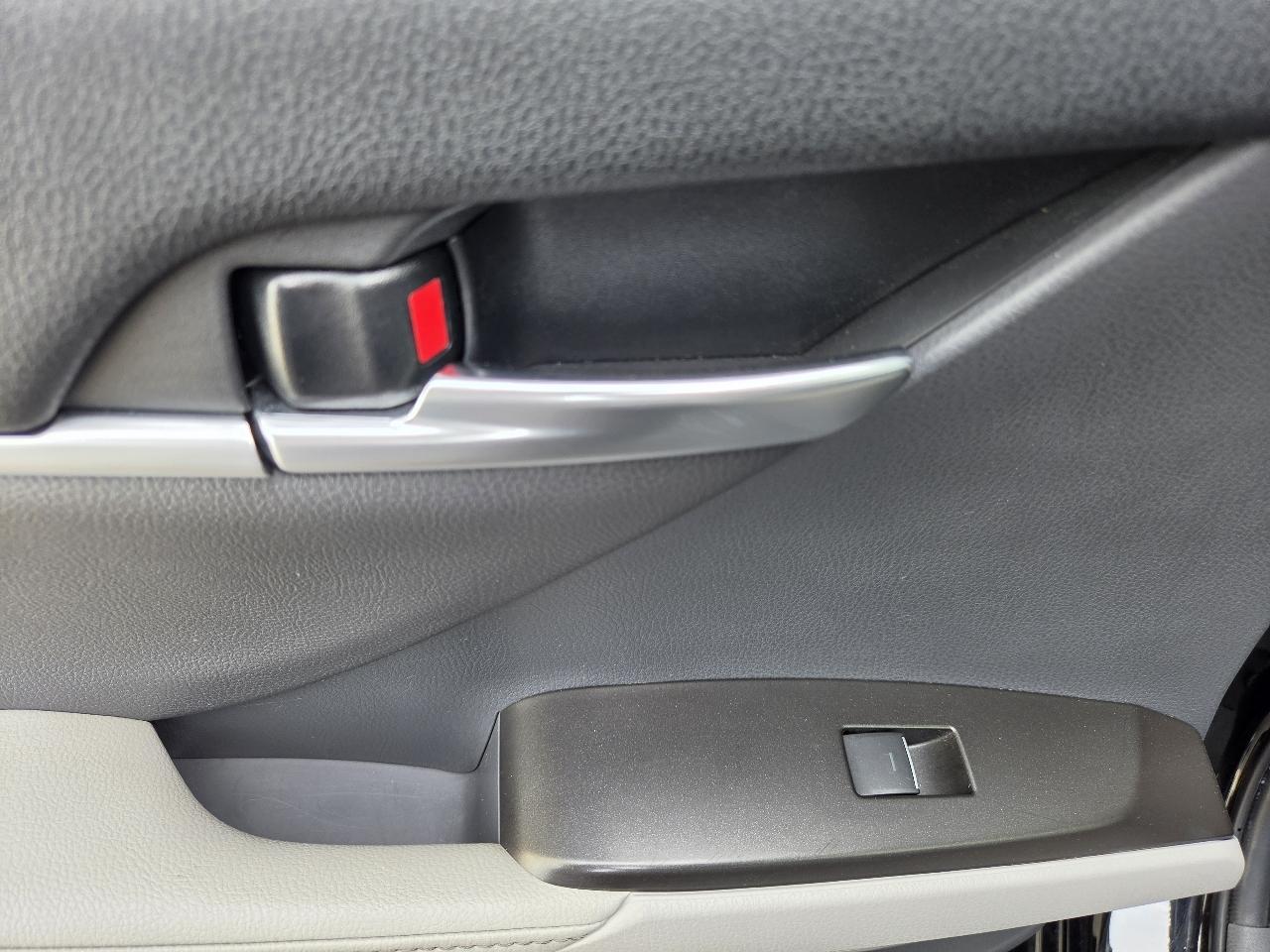 Toyota Camry XSE Auto (Natl) 2023