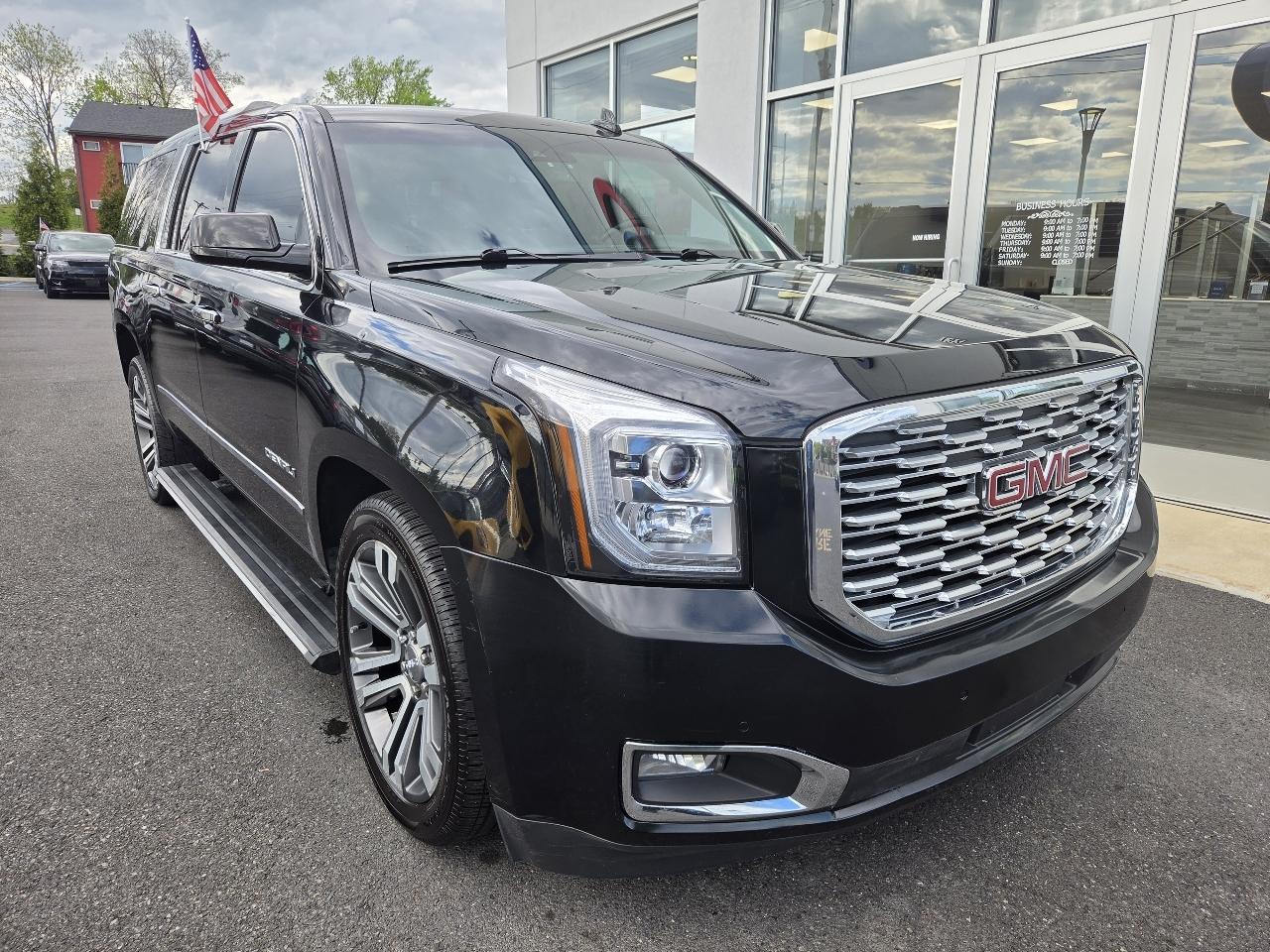 GMC Yukon XL 4WD 4dr Denali Ultimate 2018