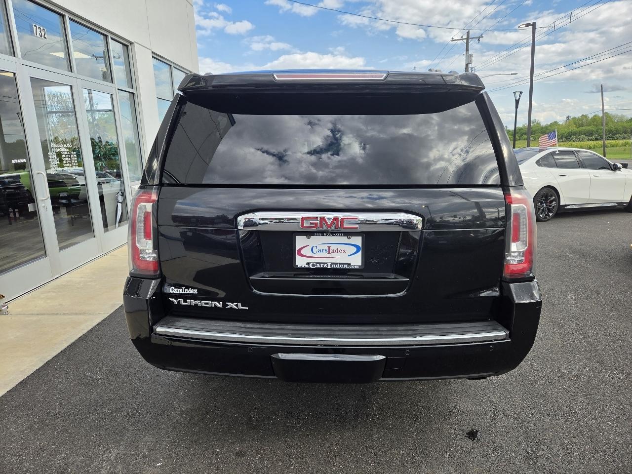 GMC Yukon XL 4WD 4dr Denali Ultimate 2018