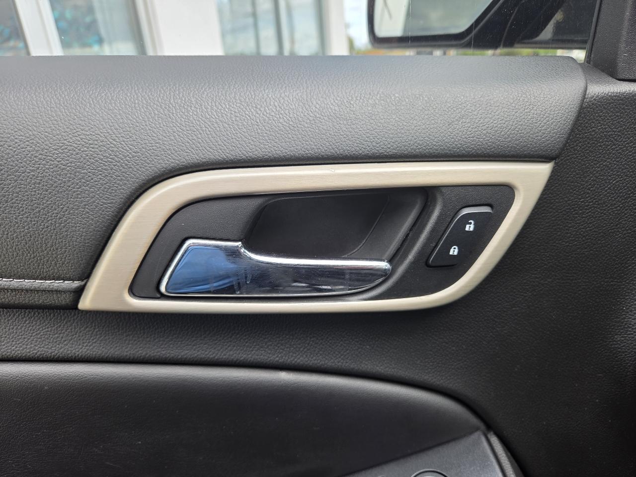 GMC Yukon XL 4WD 4dr Denali Ultimate 2018