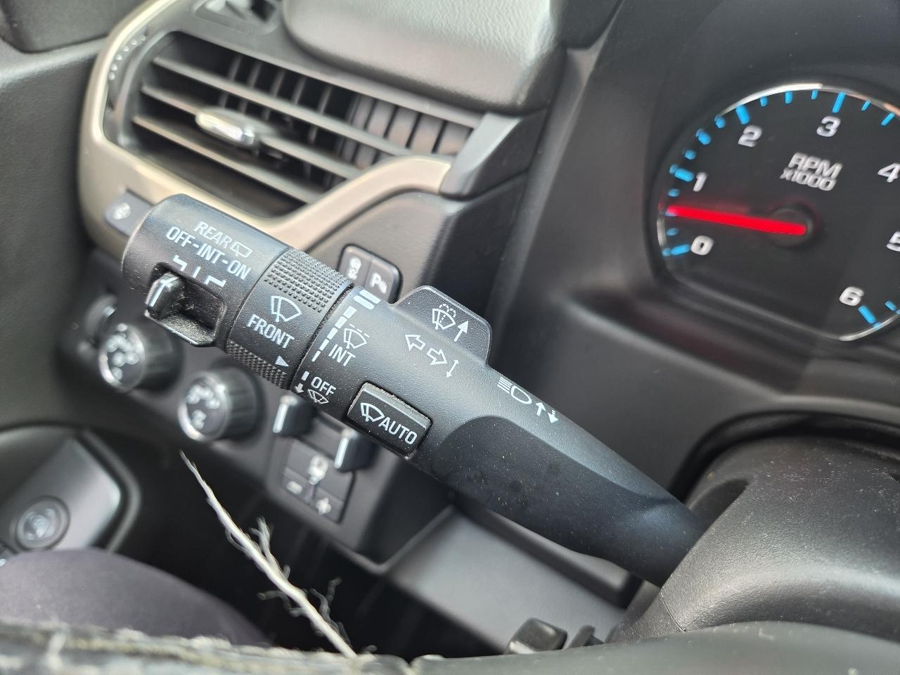 GMC Yukon XL 4WD 4dr Denali Ultimate 2018