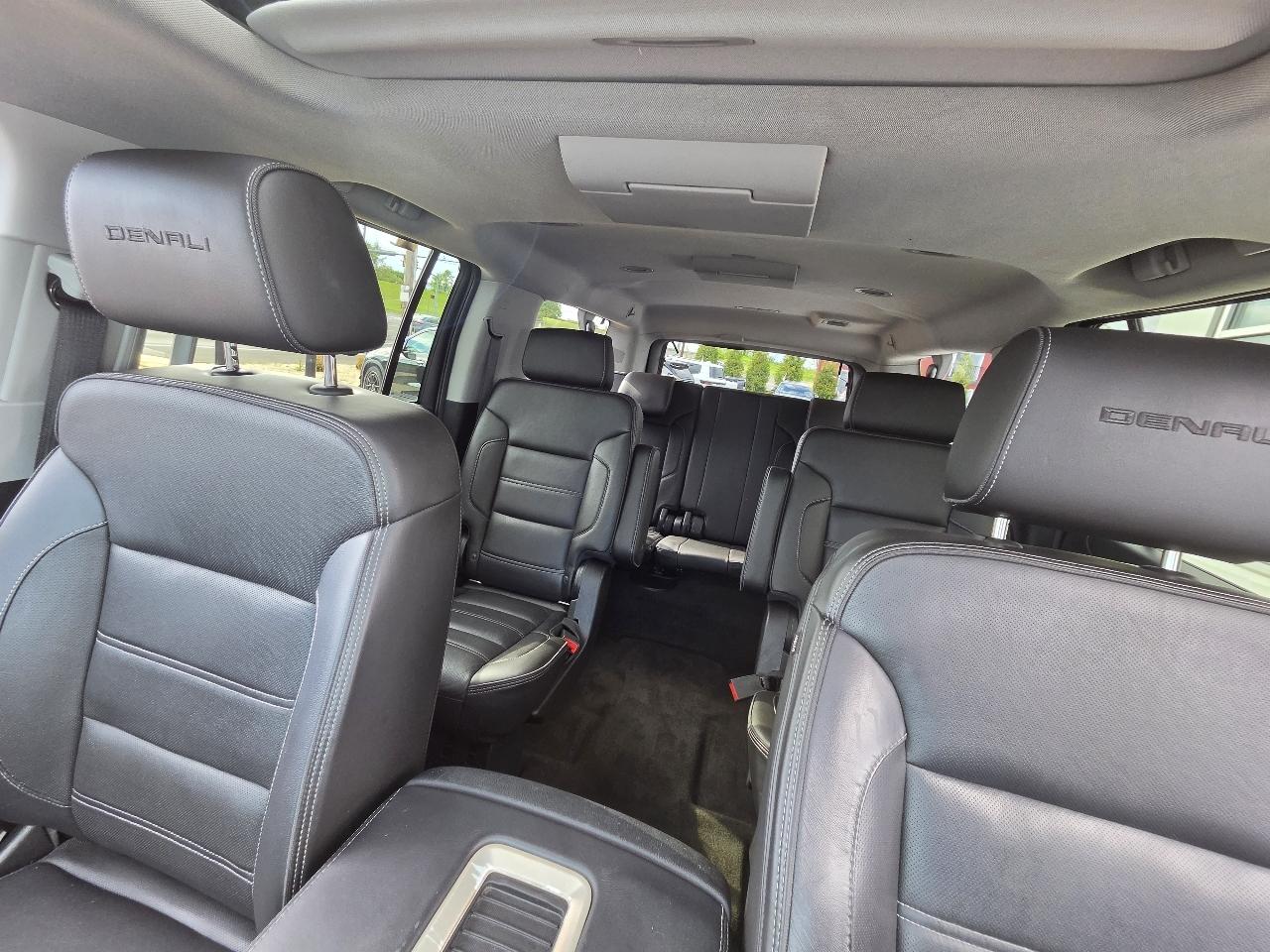 GMC Yukon XL 4WD 4dr Denali Ultimate 2018