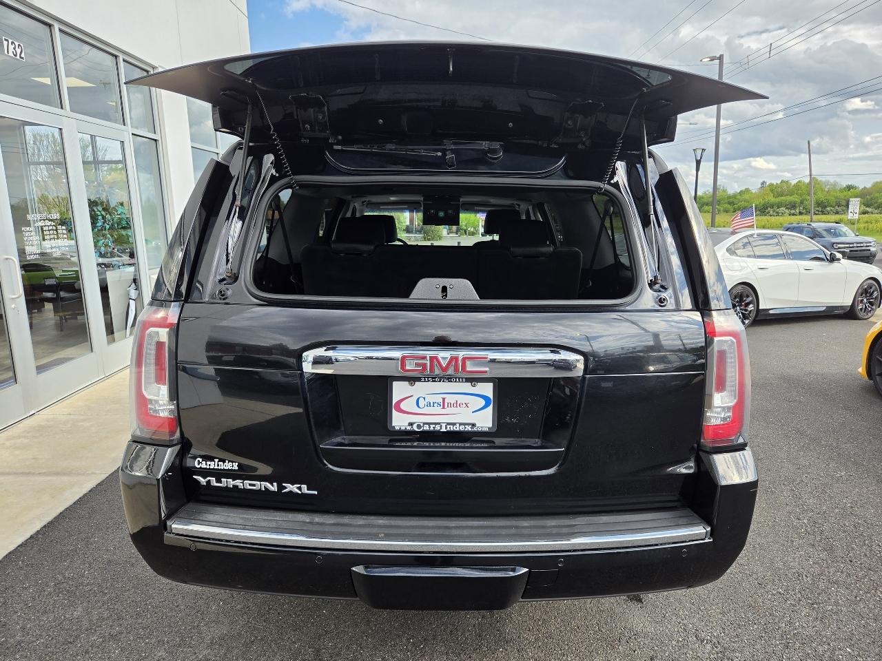 GMC Yukon XL 4WD 4dr Denali Ultimate 2018