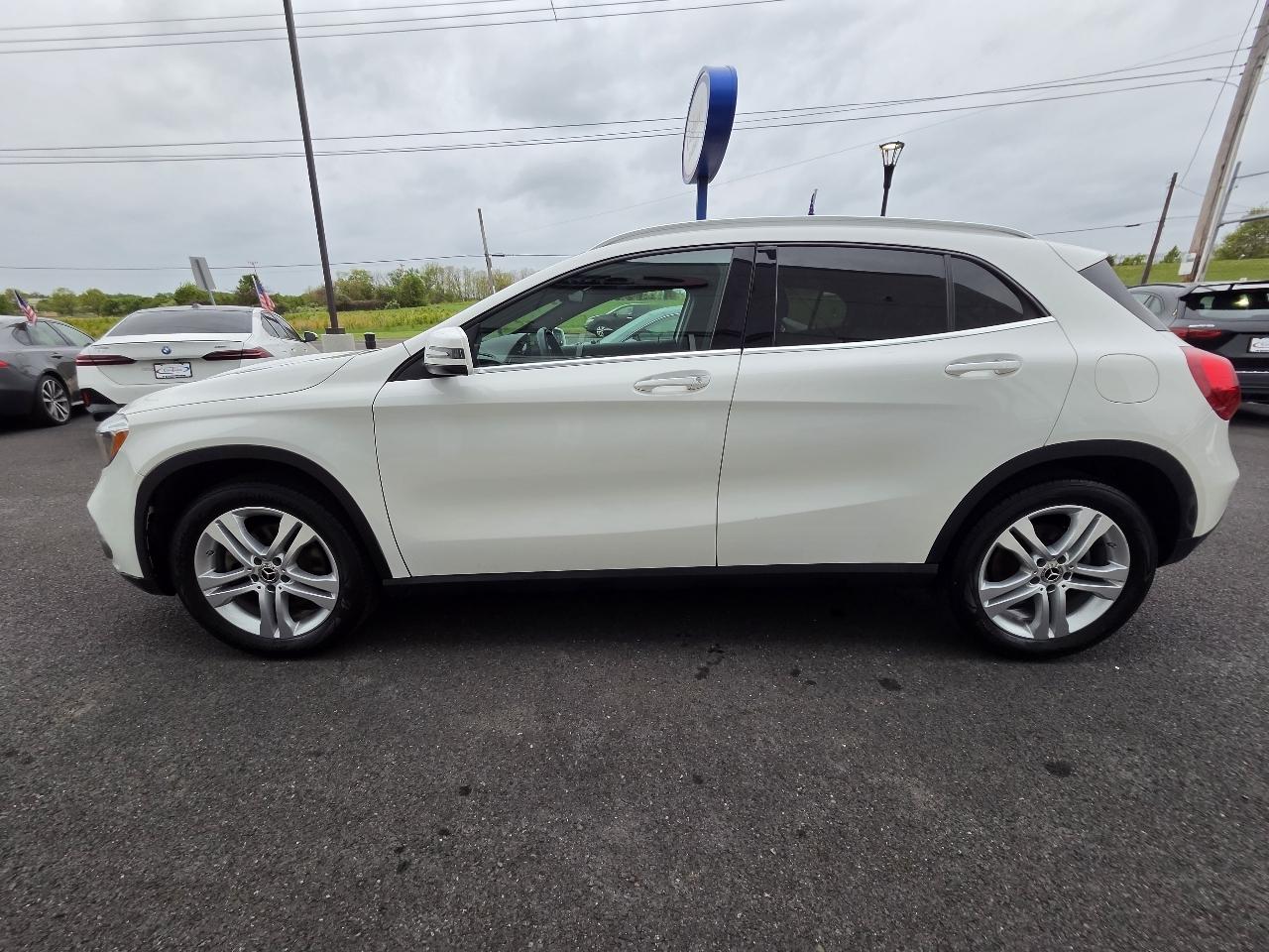 Mercedes-Benz GLA  2019