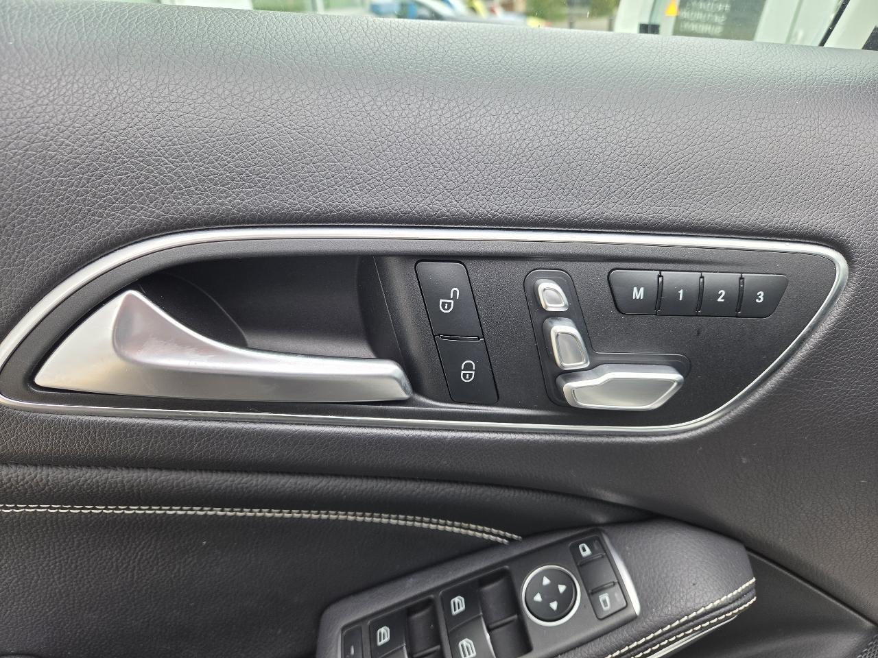 Mercedes-Benz GLA  2019