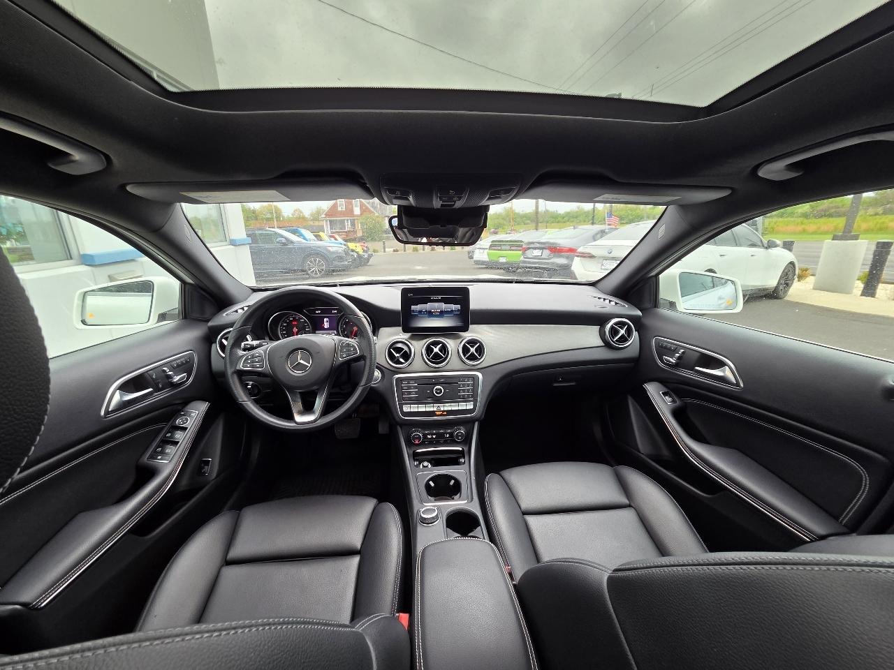 Mercedes-Benz GLA  2019