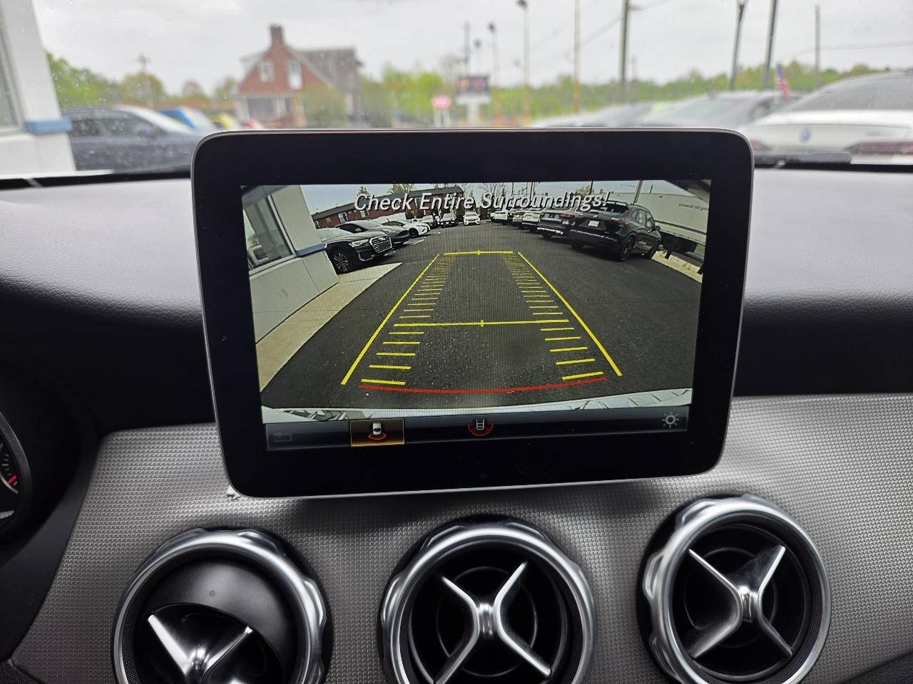 Mercedes-Benz GLA  2019