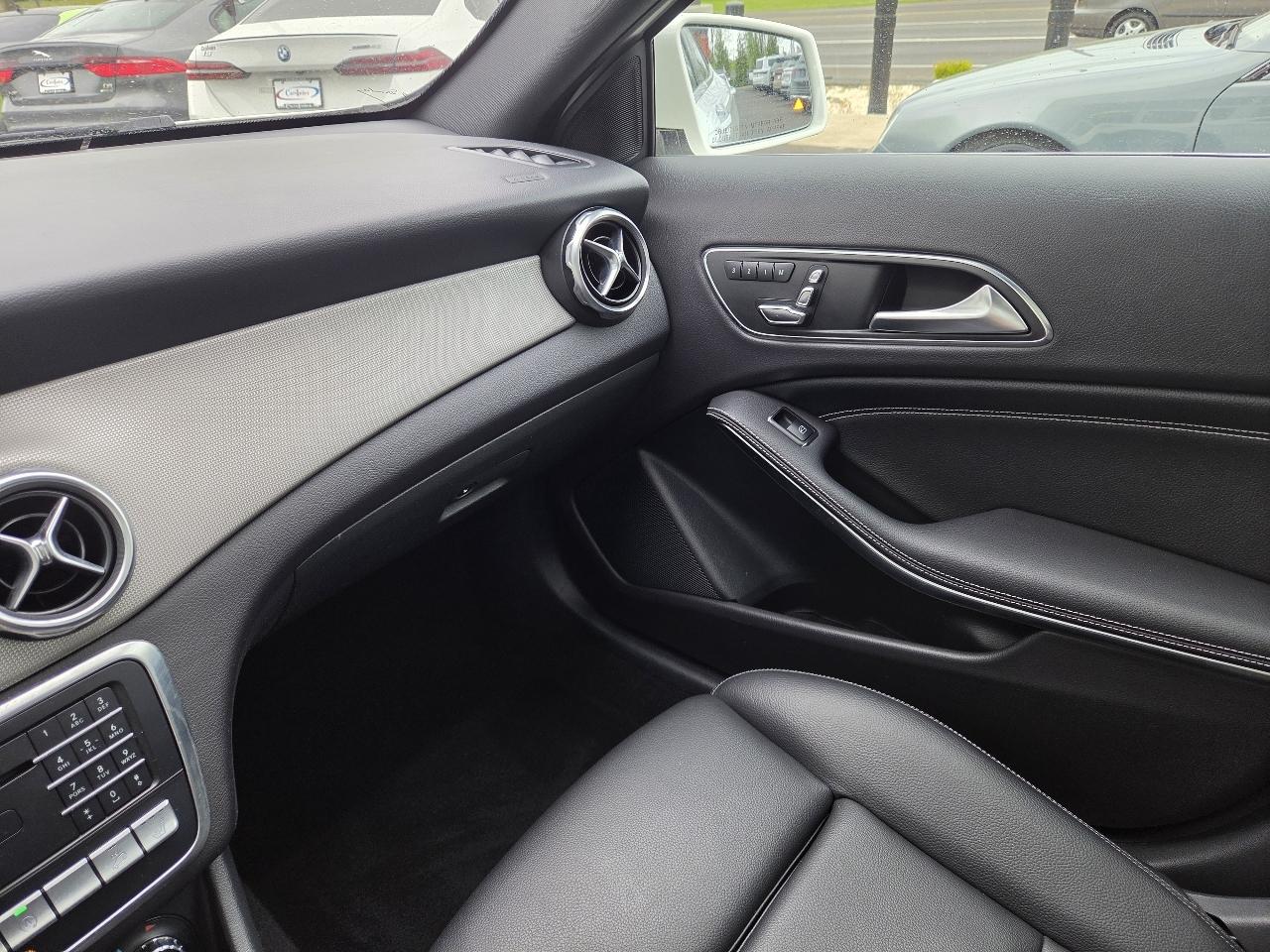 Mercedes-Benz GLA  2019