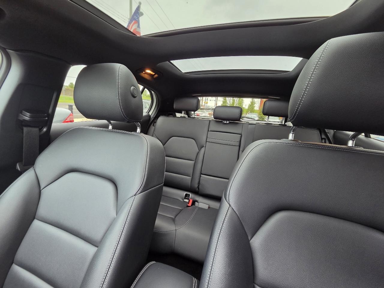 Mercedes-Benz GLA  2019