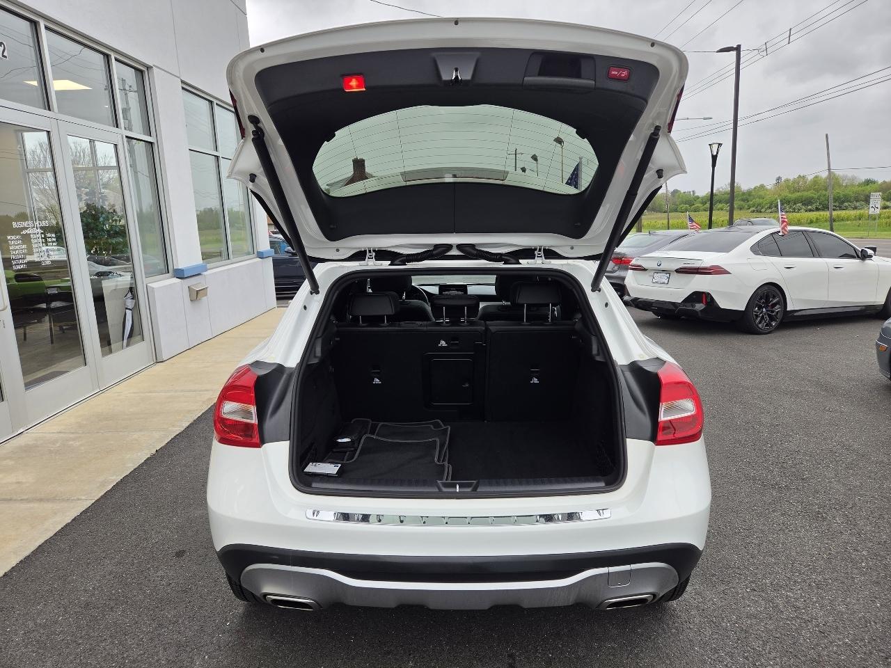 Mercedes-Benz GLA  2019