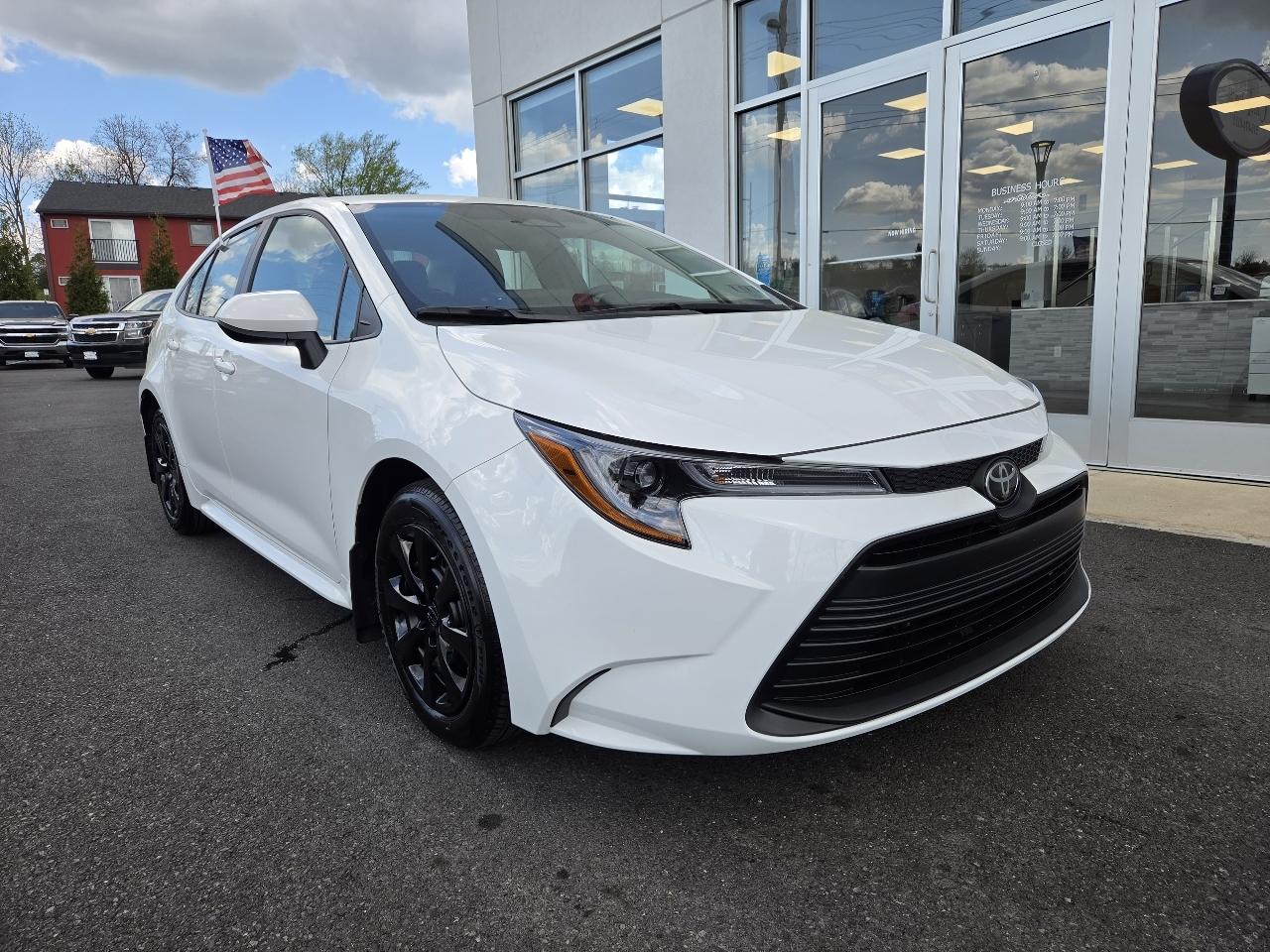 Toyota Corolla LE CVT (Natl) 2025