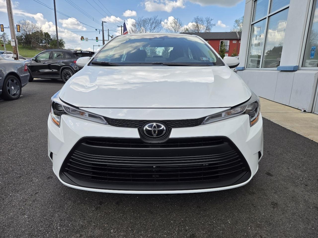 Toyota Corolla LE CVT (Natl) 2025