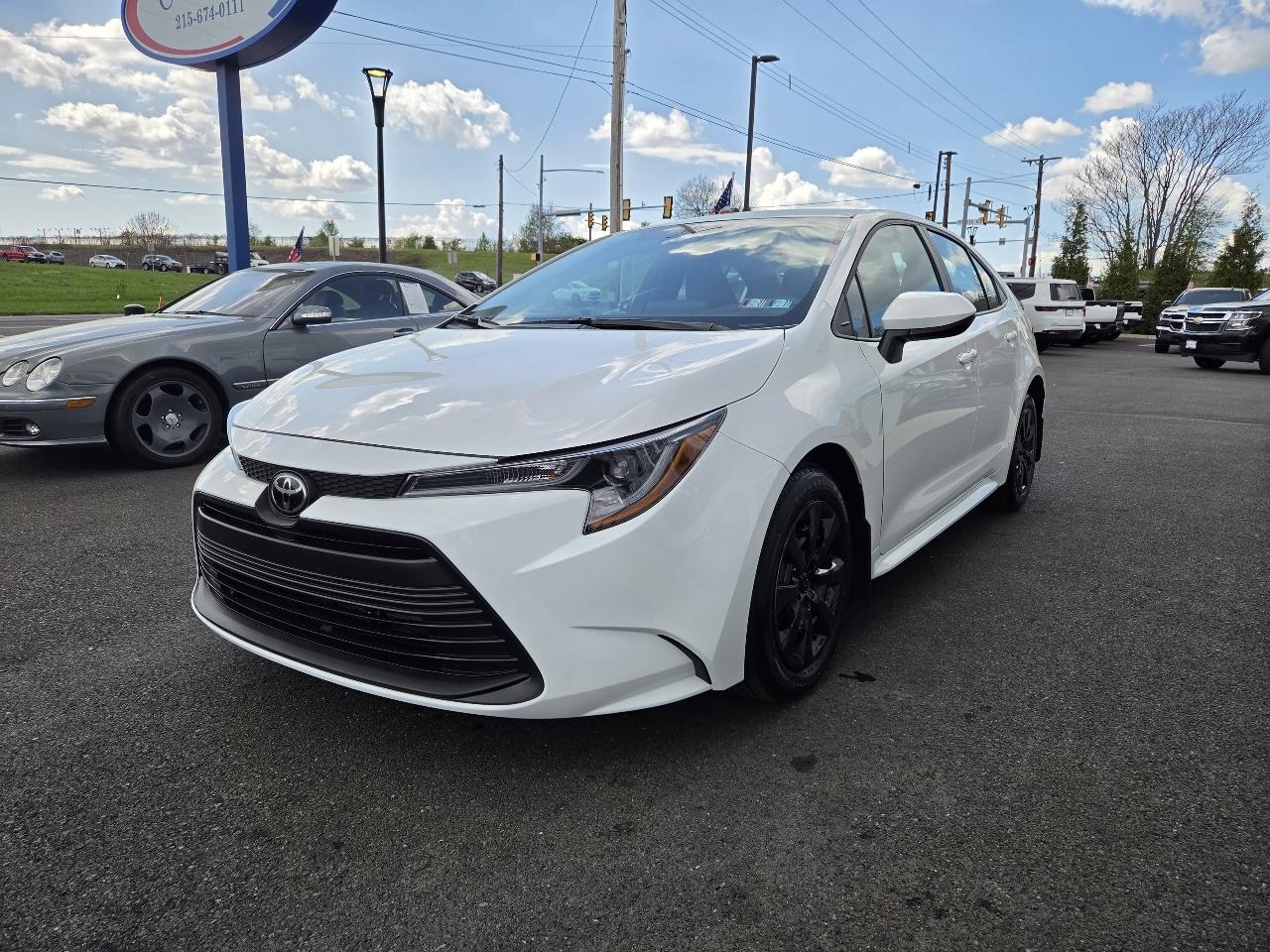 Toyota Corolla LE CVT (Natl) 2025