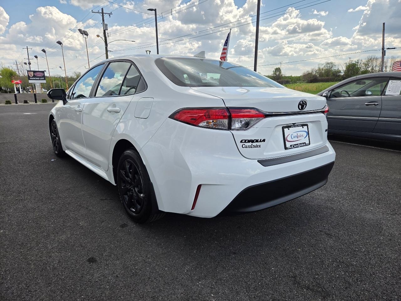 Toyota Corolla LE CVT (Natl) 2025