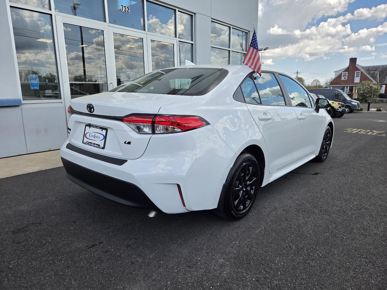 Toyota Corolla LE CVT (Natl) 2025