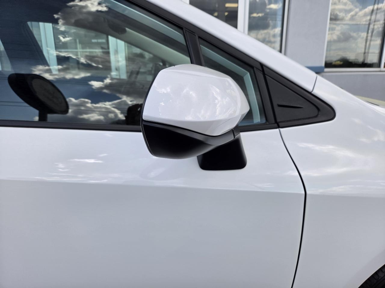 Toyota Corolla LE CVT (Natl) 2025