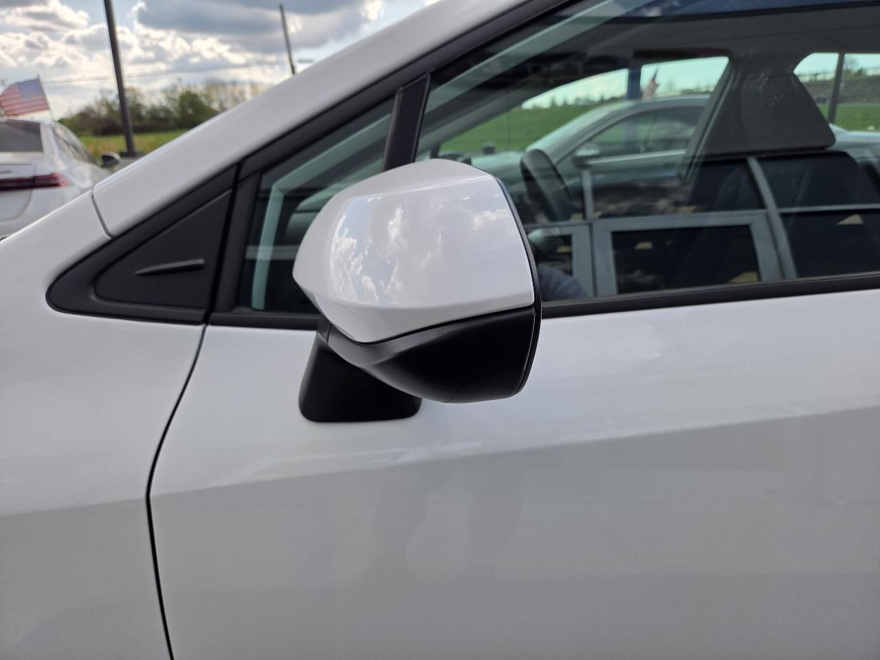 Toyota Corolla LE CVT (Natl) 2025