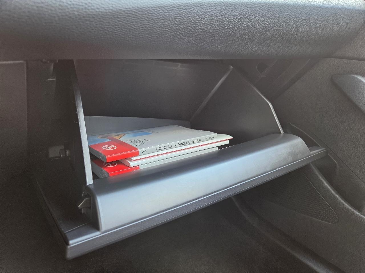 Toyota Corolla LE CVT (Natl) 2025